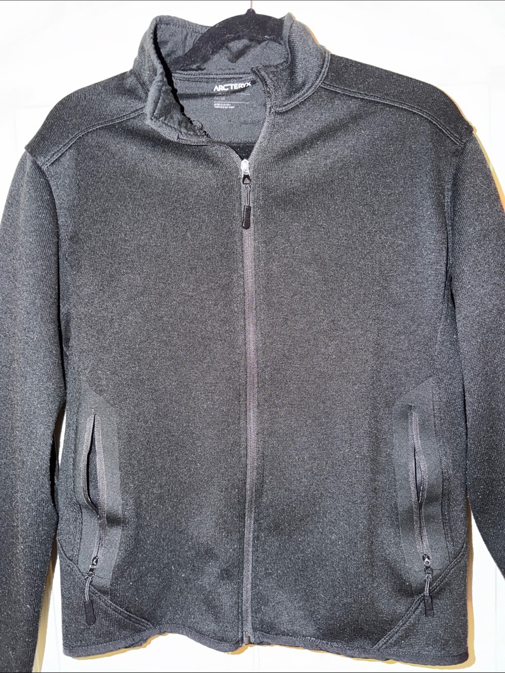 Arc'teryx Men's Black Full-Zip Sweater Fleece